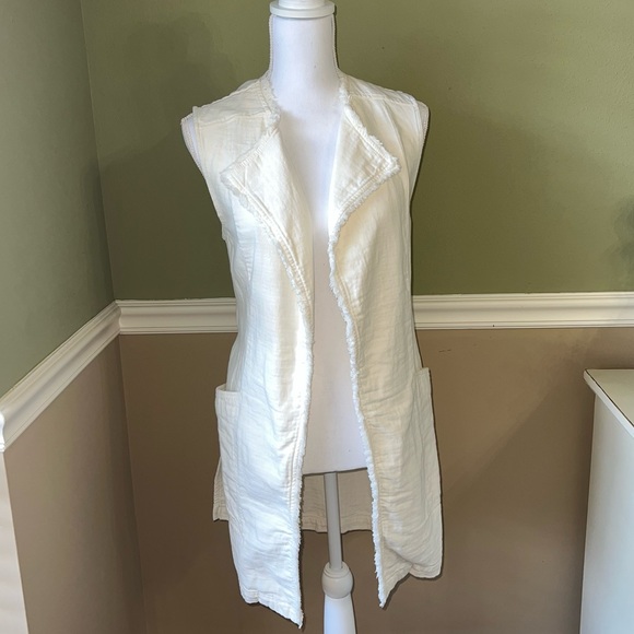 Anthropologie Elevenses frayed Luna open style vest - Picture 3 of 11